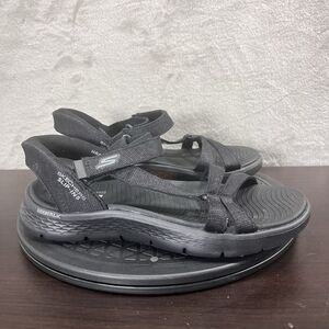 Skecher ON-THE-GO Womens Size 8 Black Strappy Adjustable Comfort Sandals